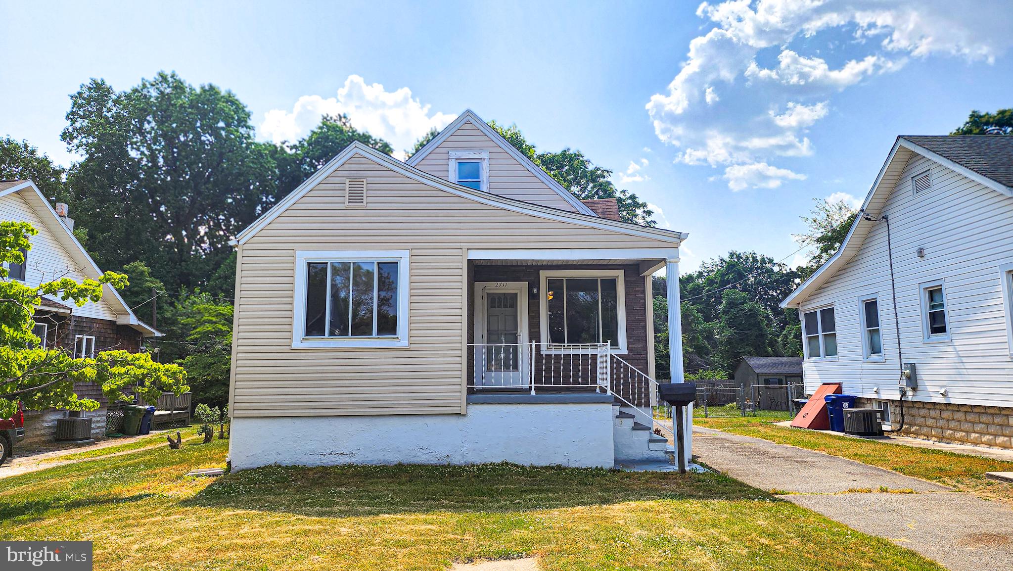 LAURAVILLE HISTORIC DISTRICT - Residential