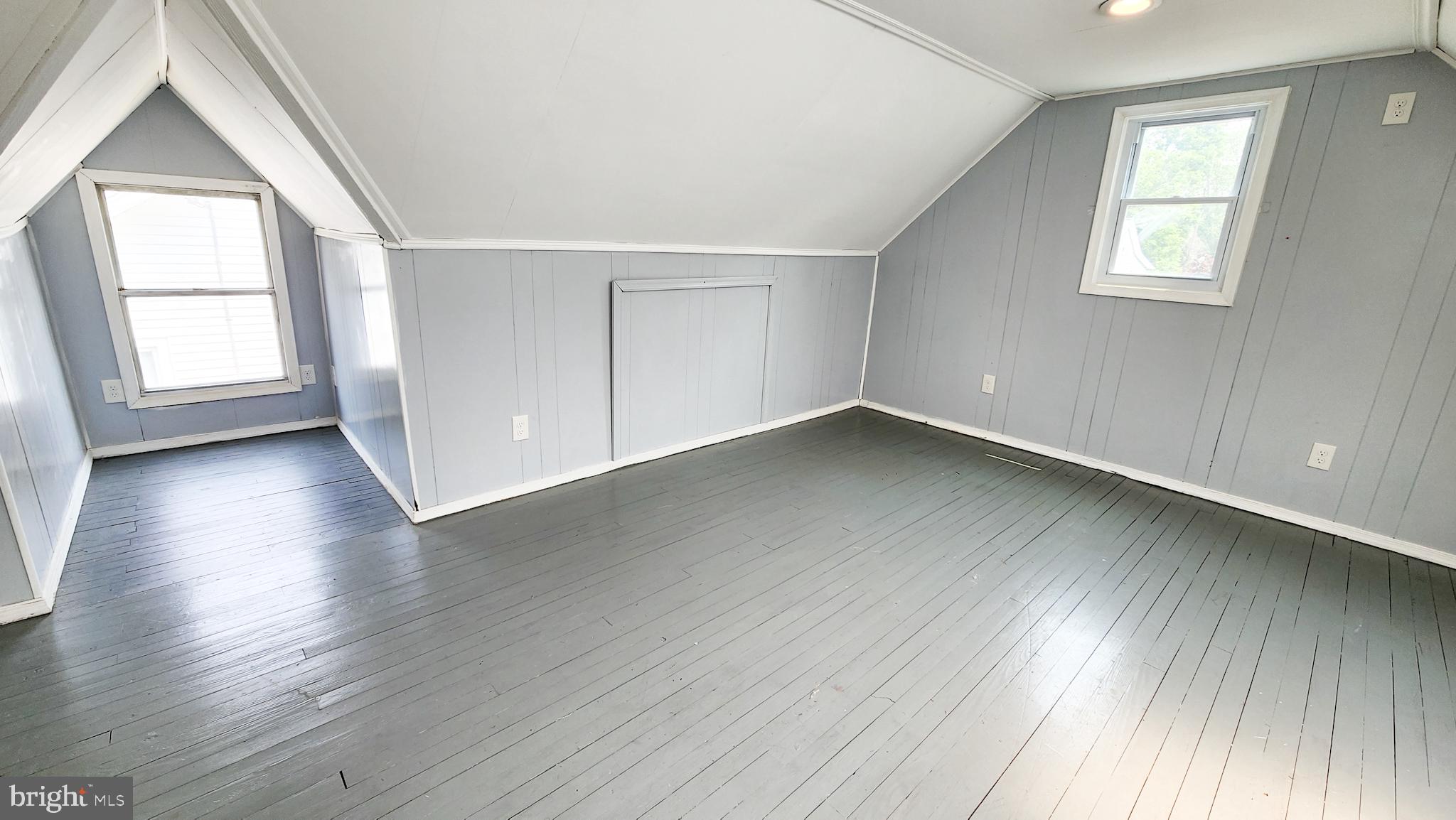 LAURAVILLE HISTORIC DISTRICT - Residential