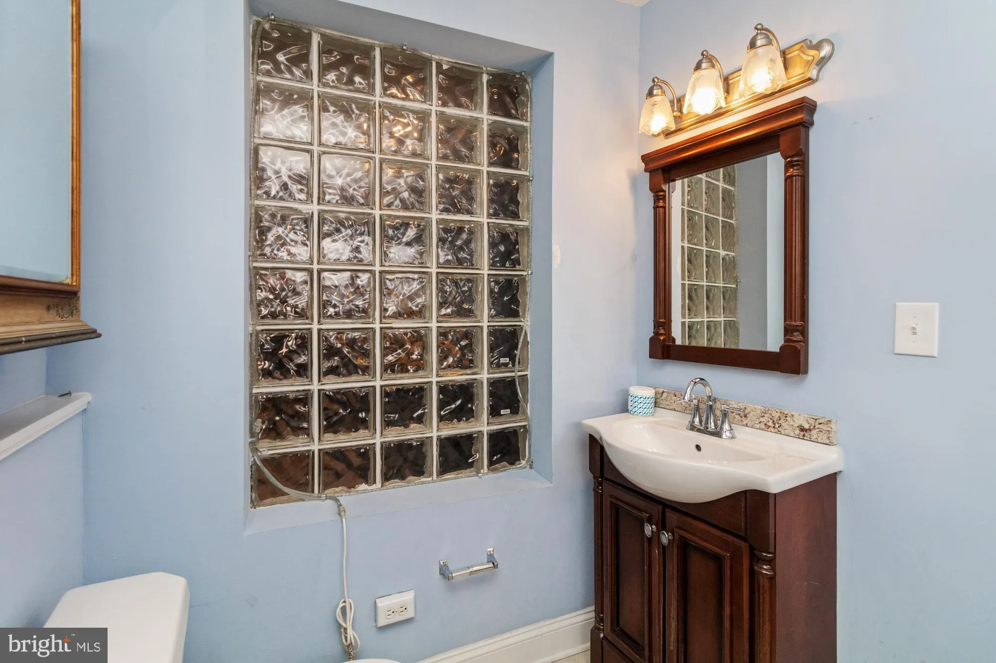 Baltimore, Maryland 21230, United States, 3 Bedrooms Bedrooms, ,4 BathroomsBathrooms,Residential,Active,52162