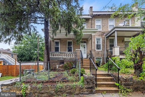 907 BUCHANAN STREET NW WASHINGTON DC 20011