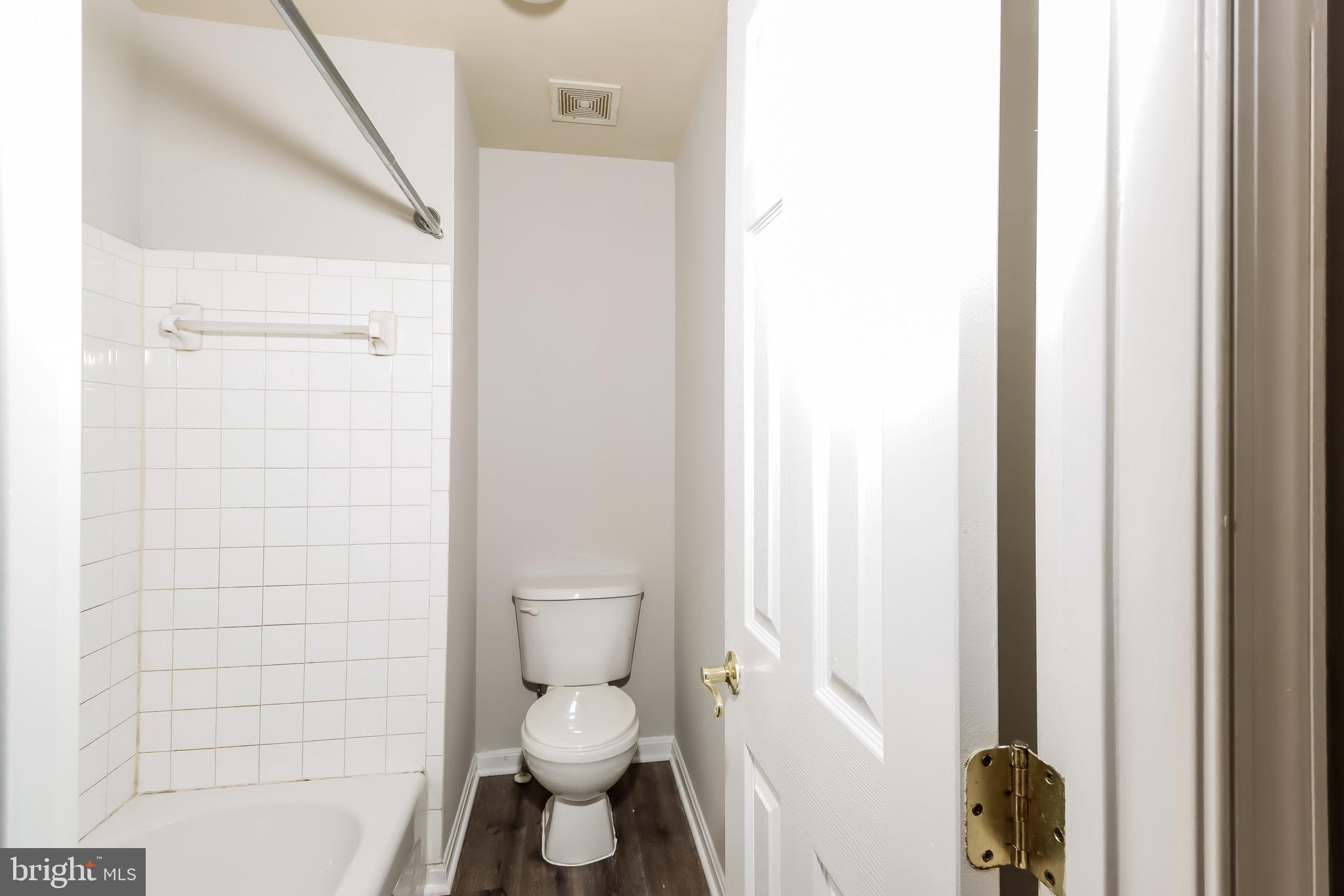 MELWOOD SPRINGS- PLAT 9 - Residential Lease