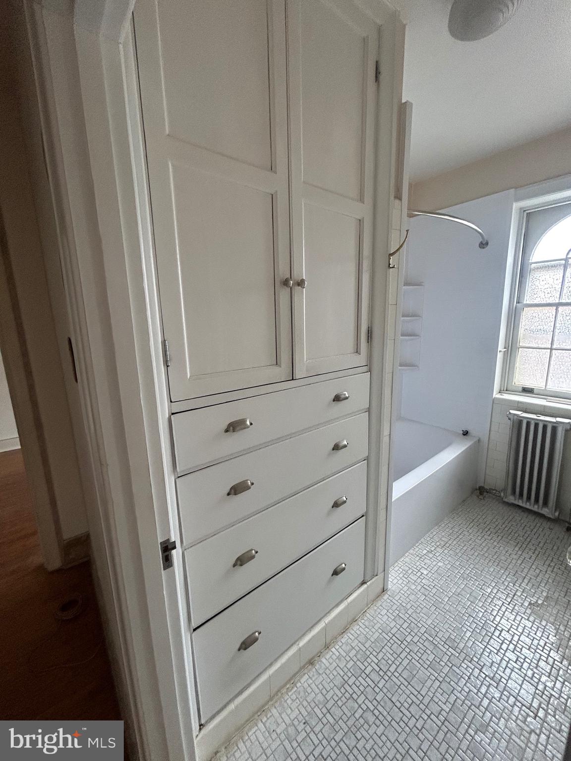 GERMANTOWN - Residential