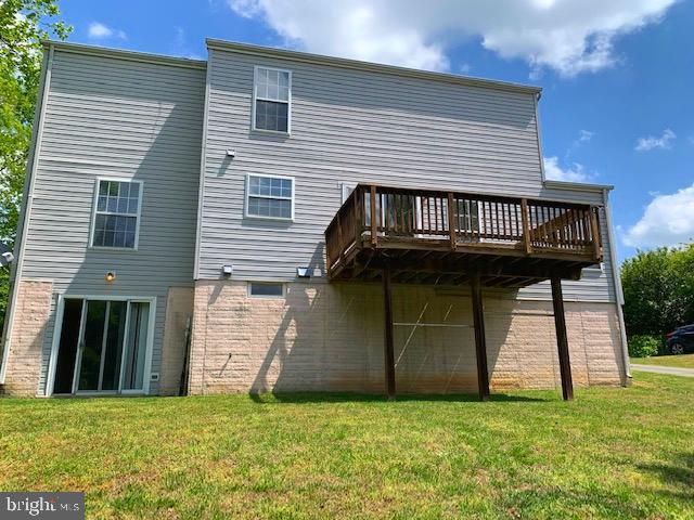 STAFFORD LAKES VILLAGE - Residential Lease