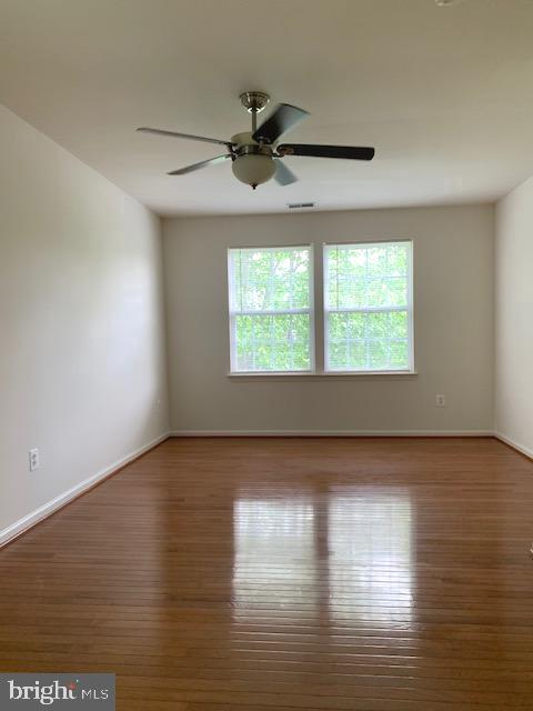 STAFFORD LAKES VILLAGE - Residential Lease