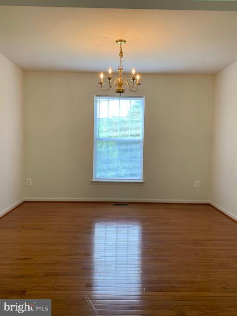 STAFFORD LAKES VILLAGE - Residential Lease