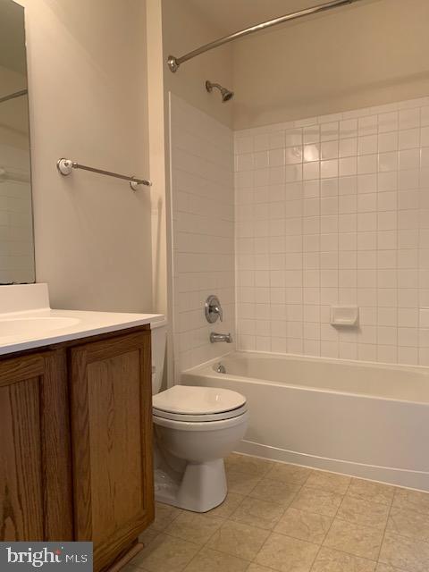 STAFFORD LAKES VILLAGE - Residential Lease