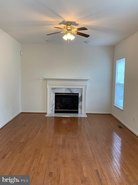 STAFFORD LAKES VILLAGE - Residential Lease