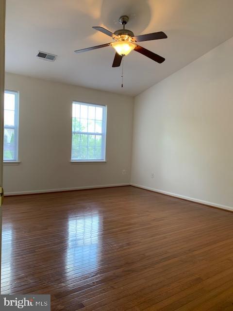 STAFFORD LAKES VILLAGE - Residential Lease