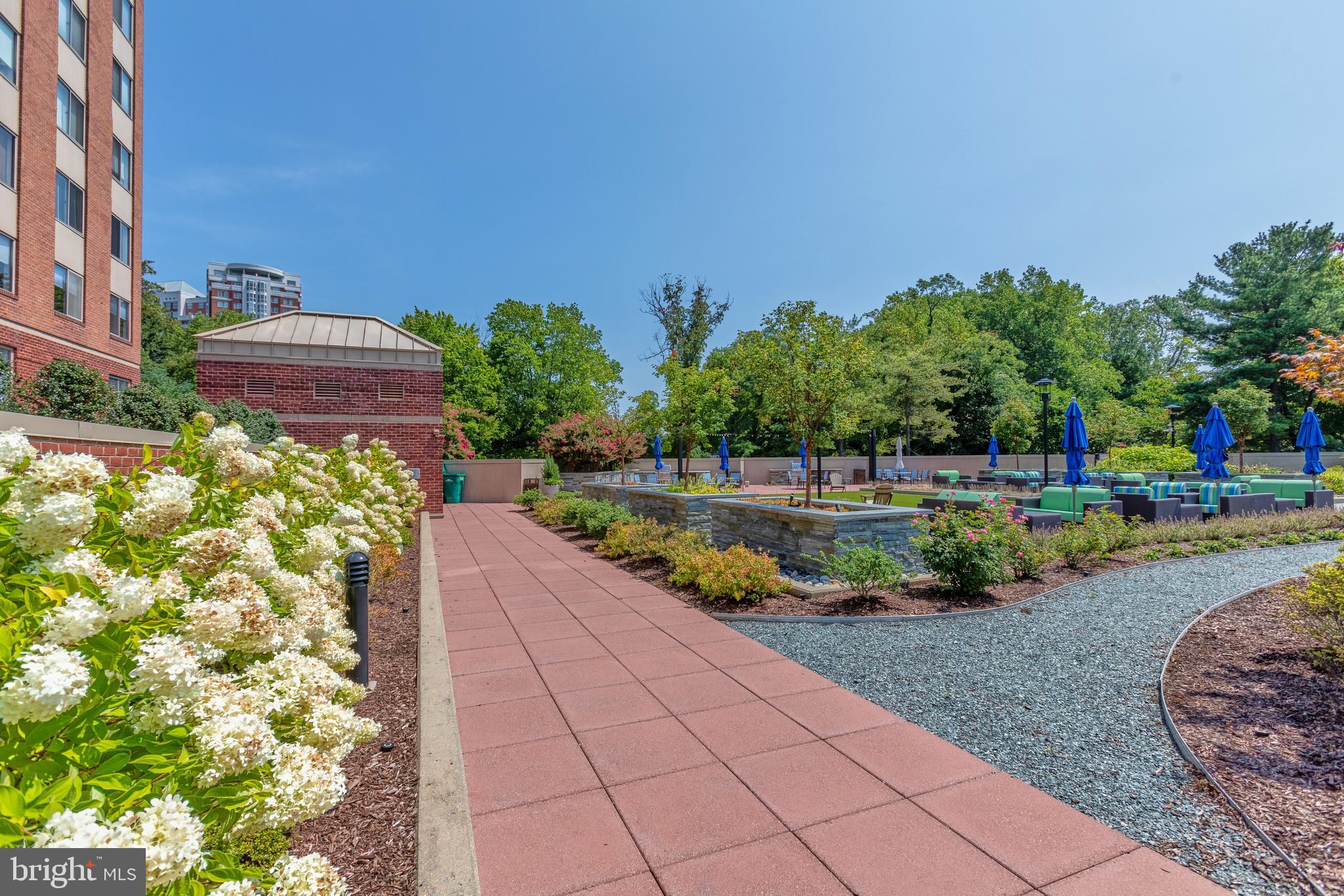 FALLSWOOD - Residential