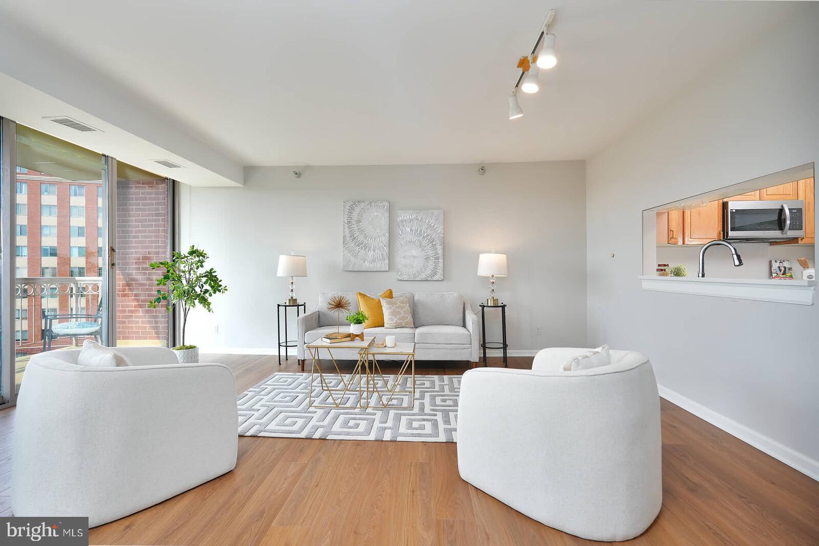 FALLSWOOD - Residential