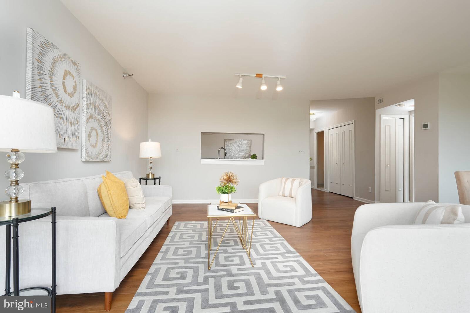 FALLSWOOD - Residential