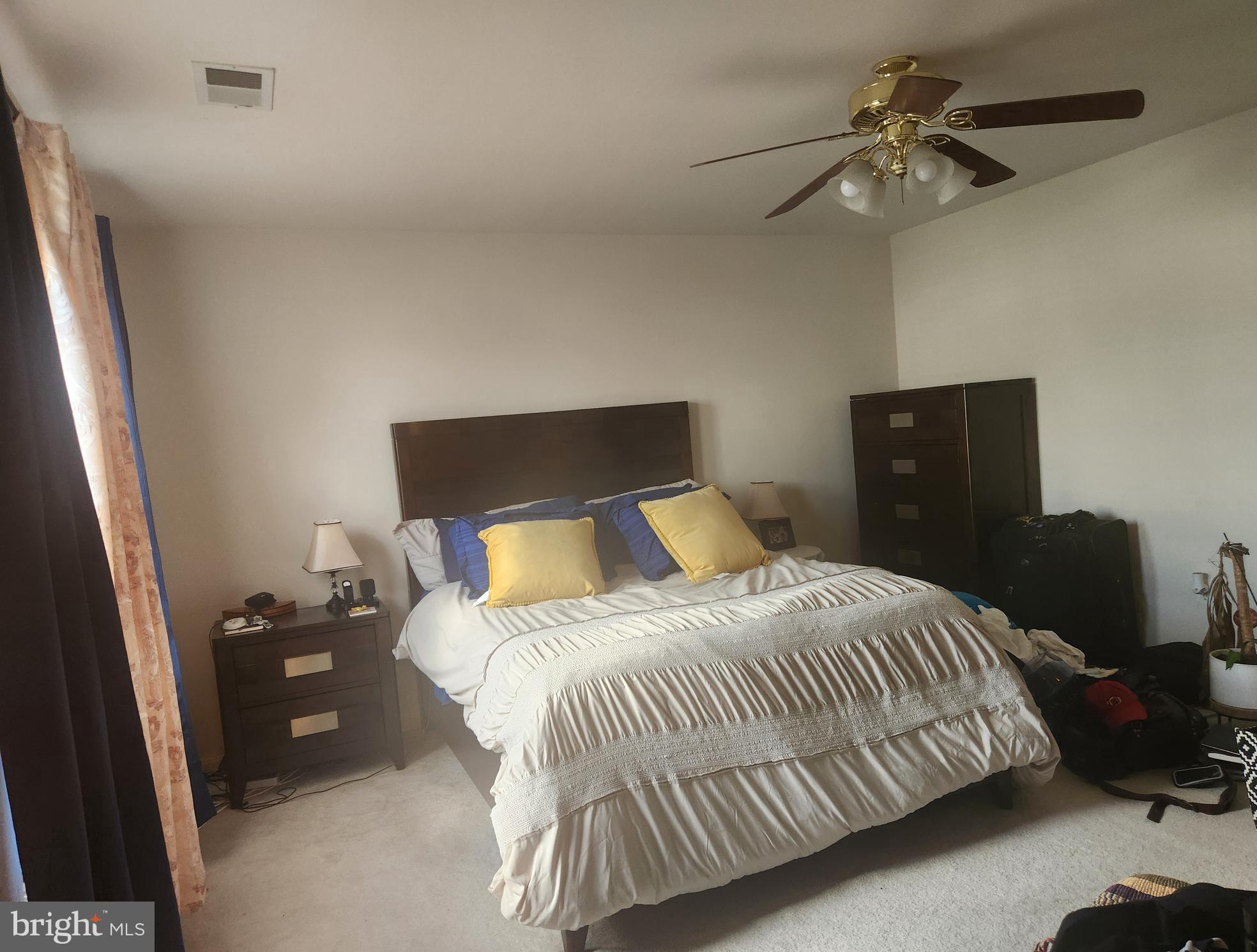 WELLINGTON TRACE - Residential