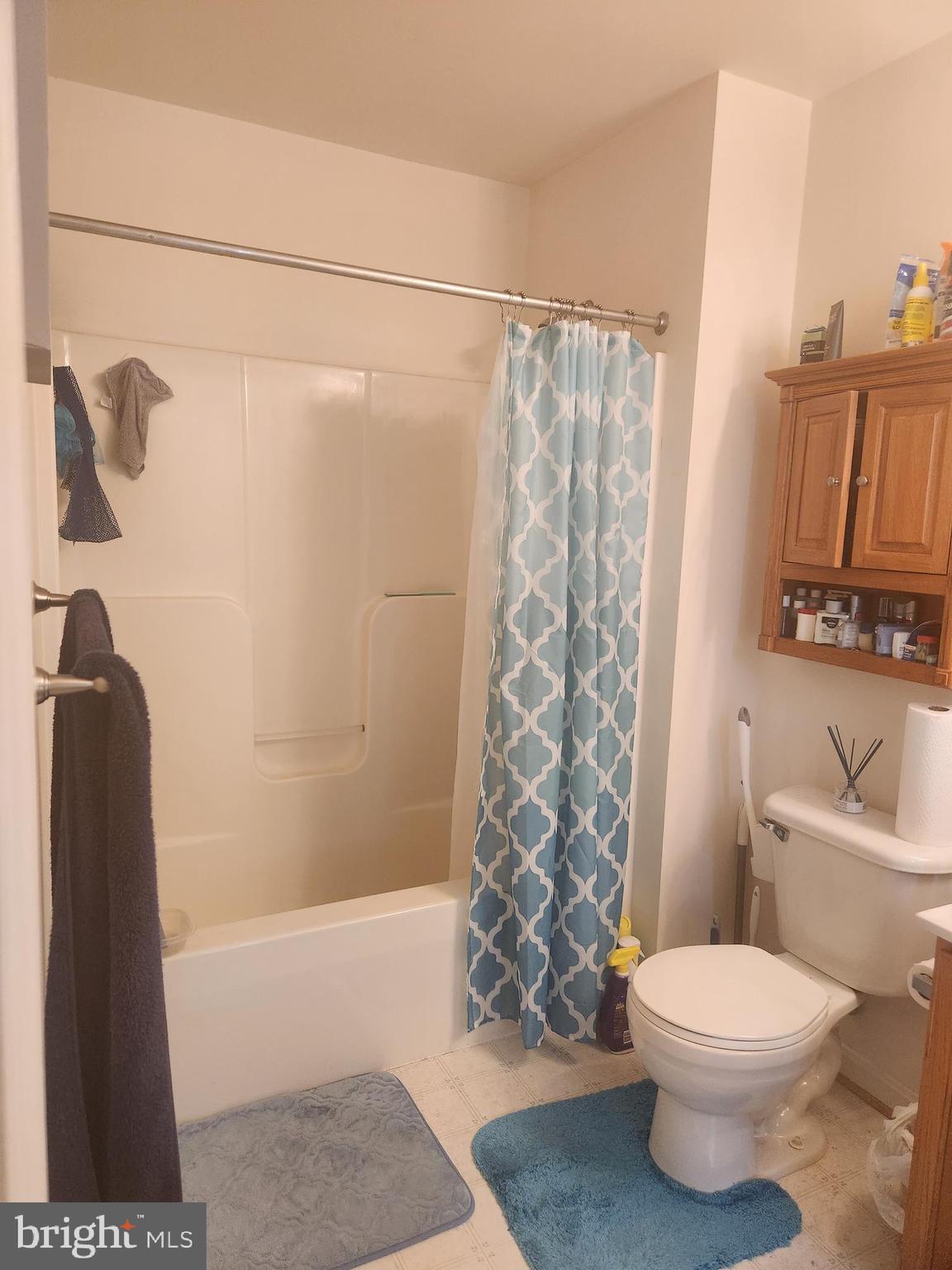 WELLINGTON TRACE - Residential