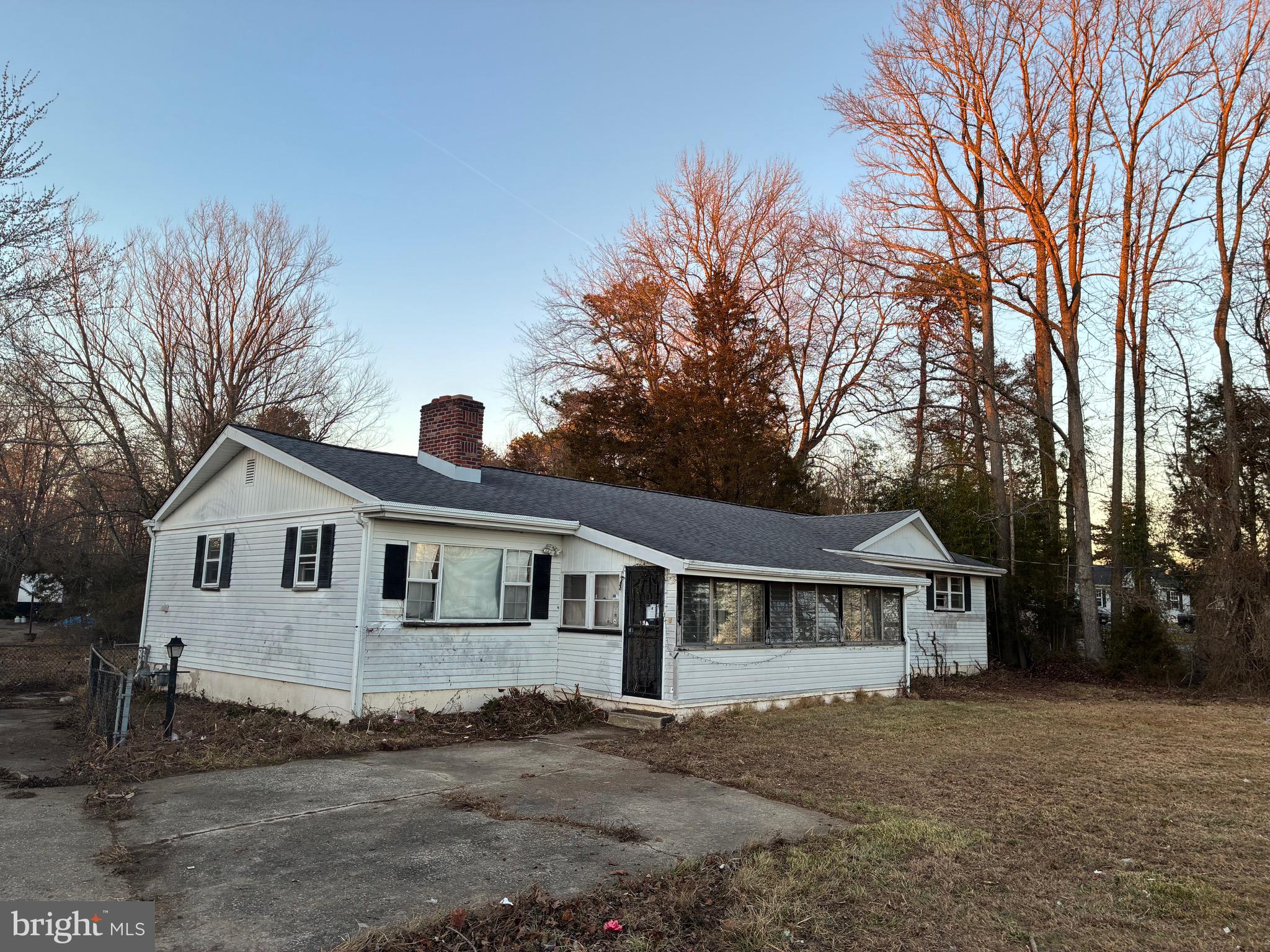 1053 CLAYTON ROAD