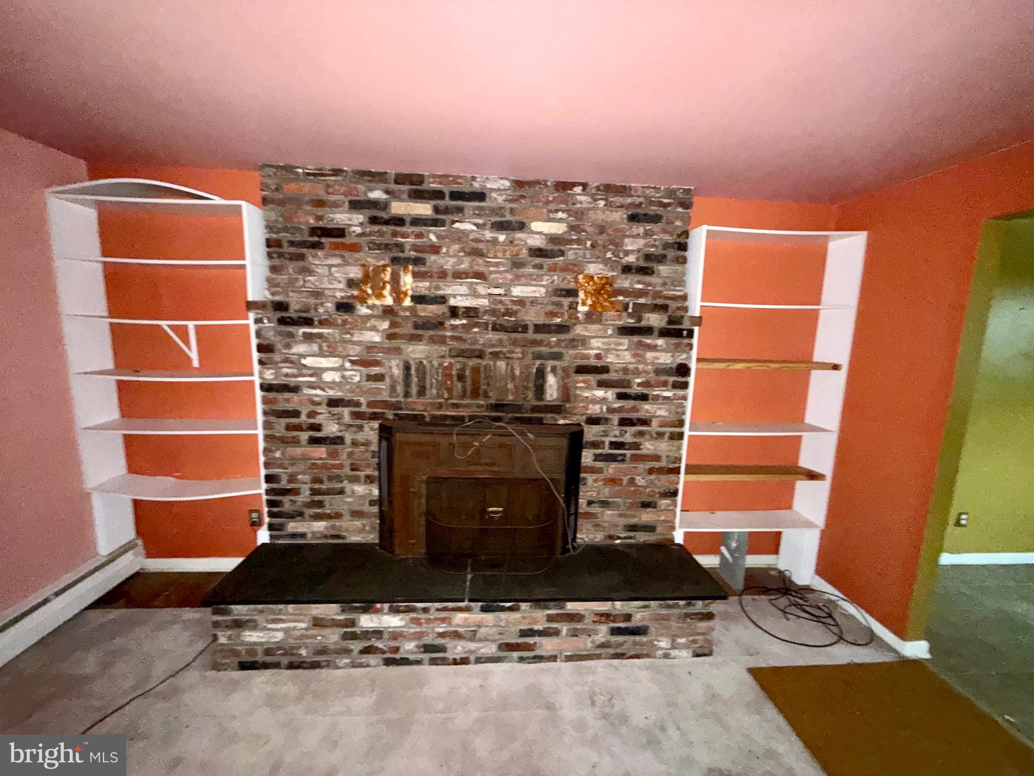 1053 CLAYTON ROAD