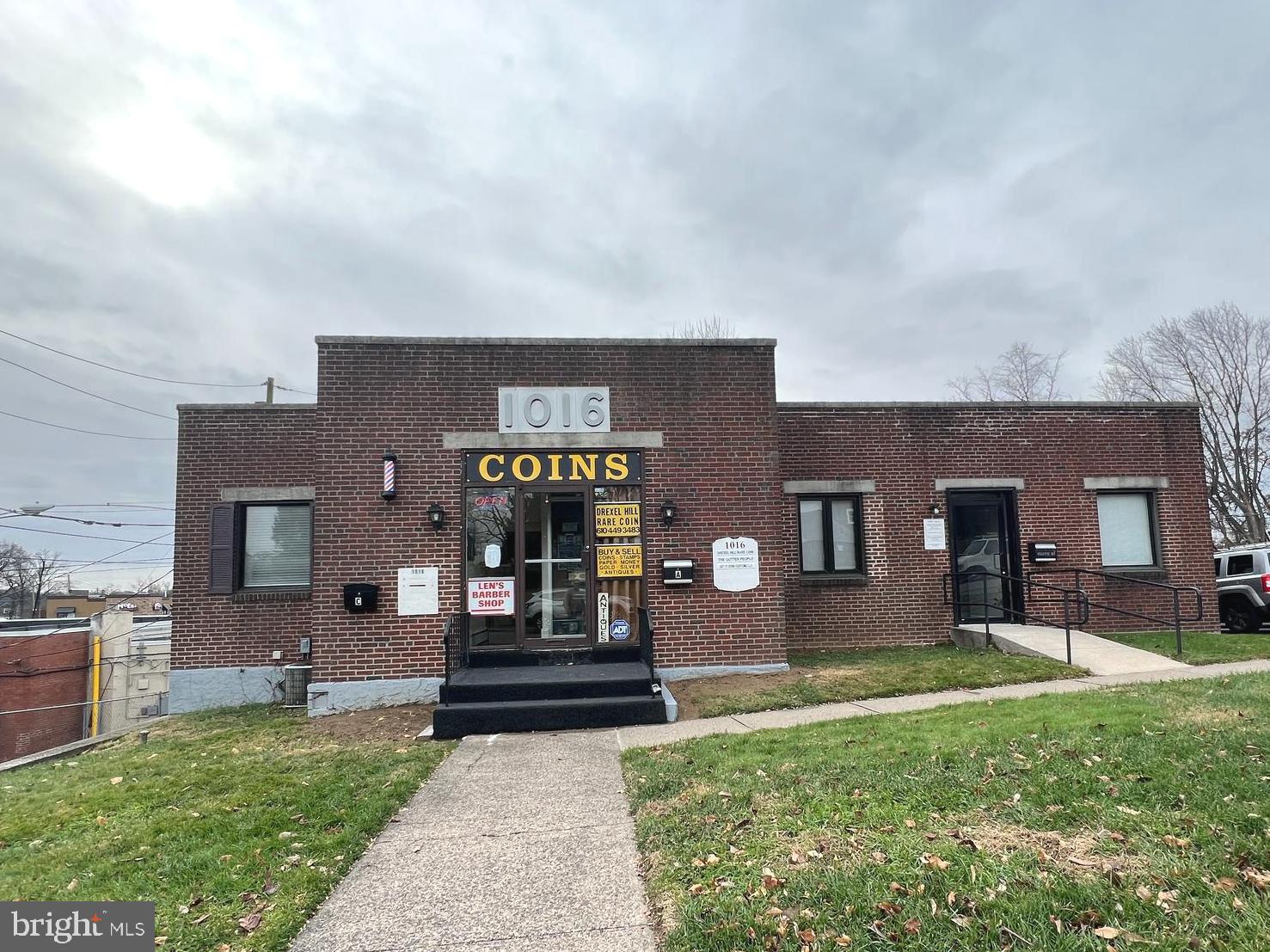 Newly renovated office unit for rent, conveniently located right off Township Line Rd. Business license and commercial rental insurance is required. Please contact Upper Darby township to ensure compliance for license. Lease terms: First month and one month rent (security deposit) is payable at lease signing. 12 or 24 month lease preferred.