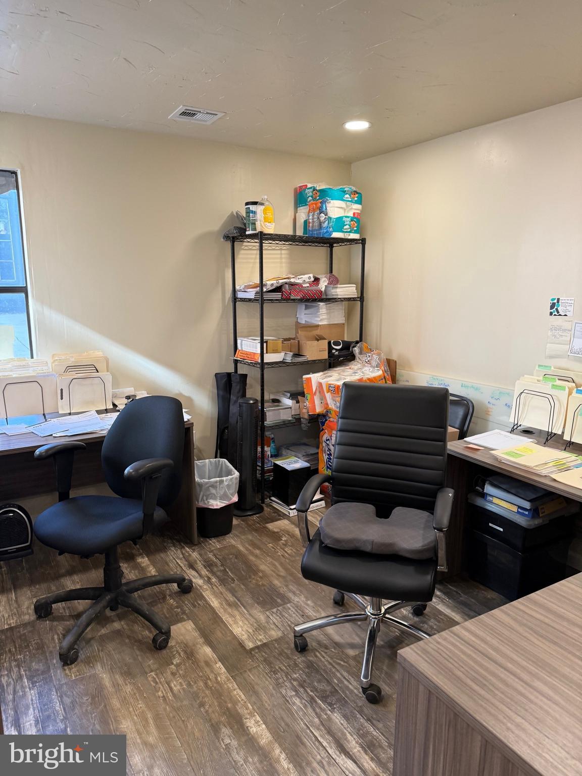 3337 N GEORGE STREET