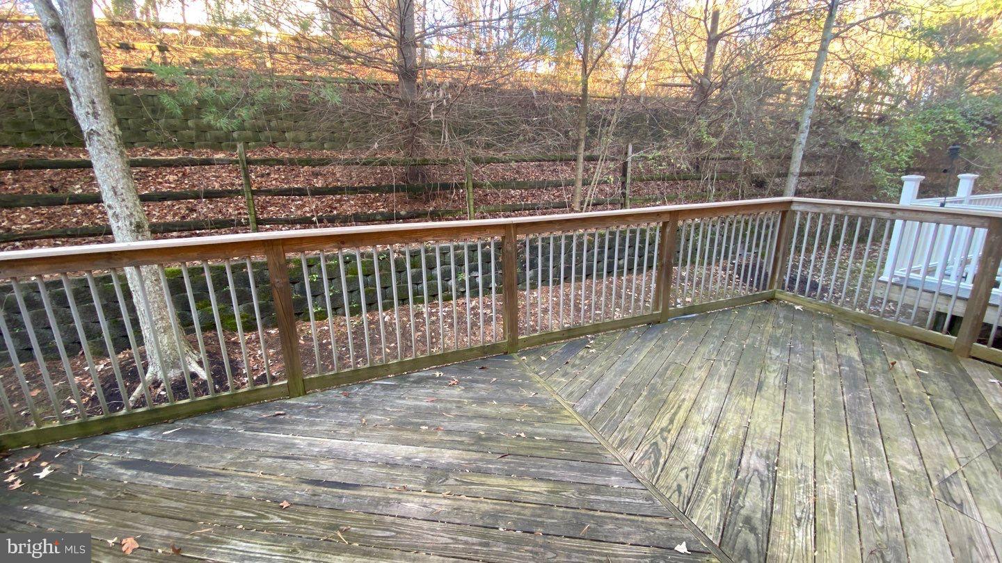 WATERS EDGE - Residential Lease