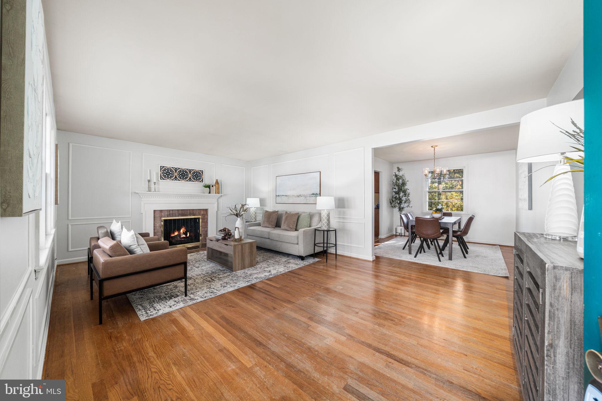 7457 LONG PINE DRIVE