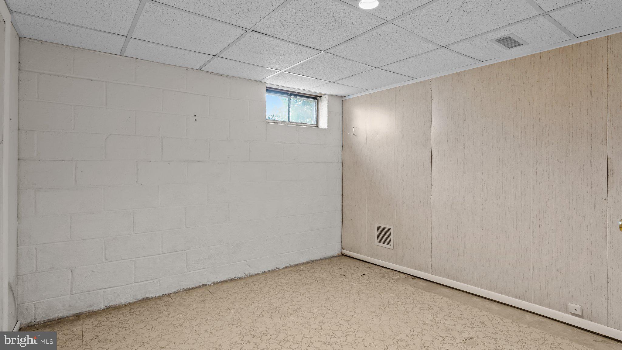 PENN VALLEY MANOR - Residential