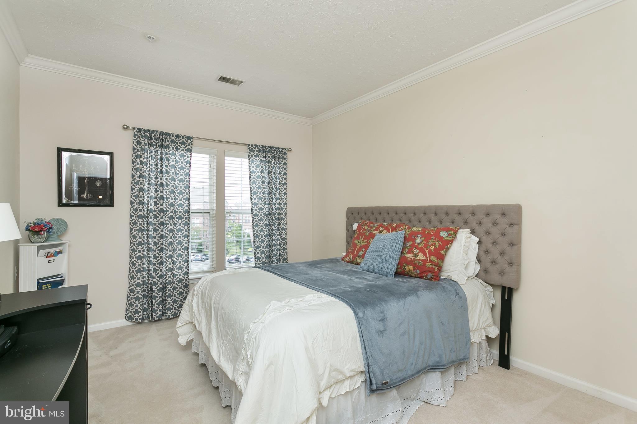 PERRY HALL FARMS - Residential