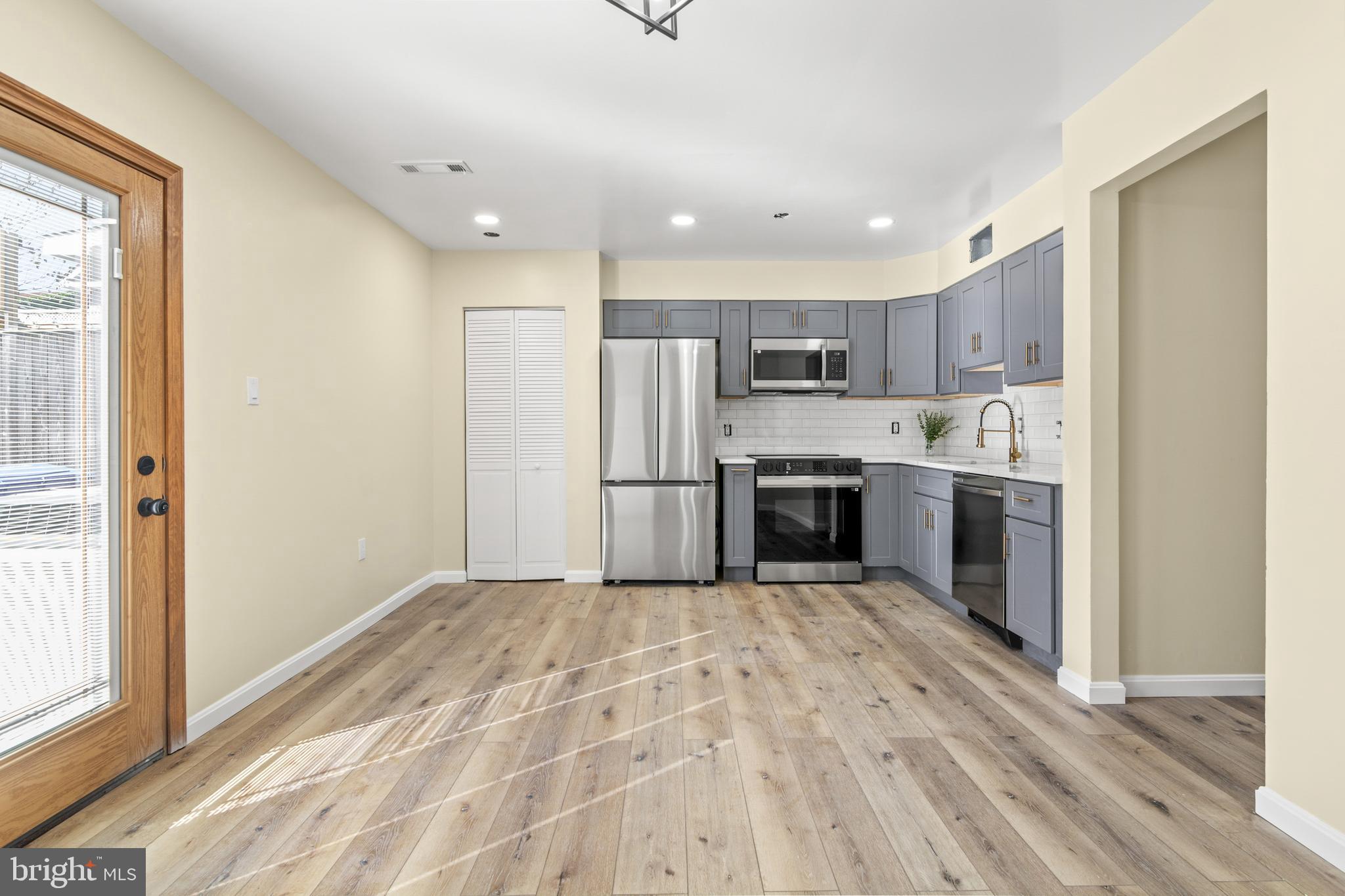 WESTWOOD - Residential Lease