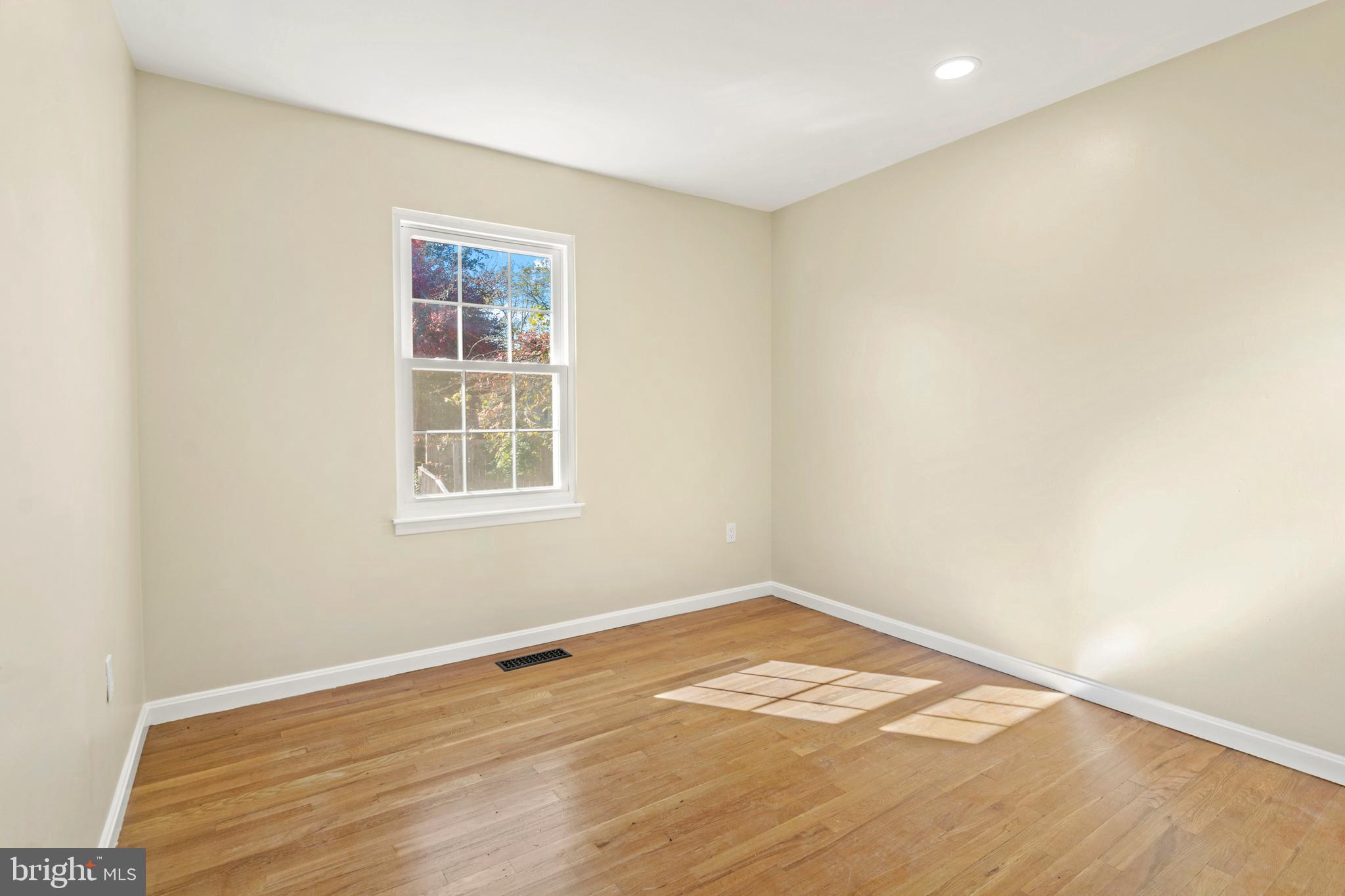 WESTWOOD - Residential Lease