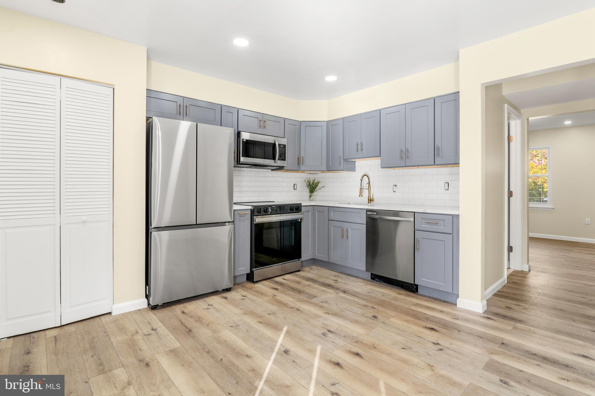 WESTWOOD - Residential Lease