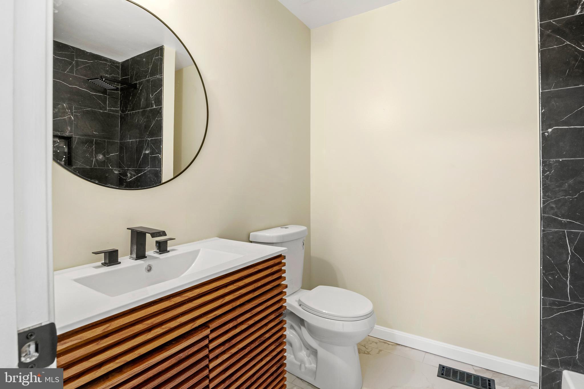 WESTWOOD - Residential Lease