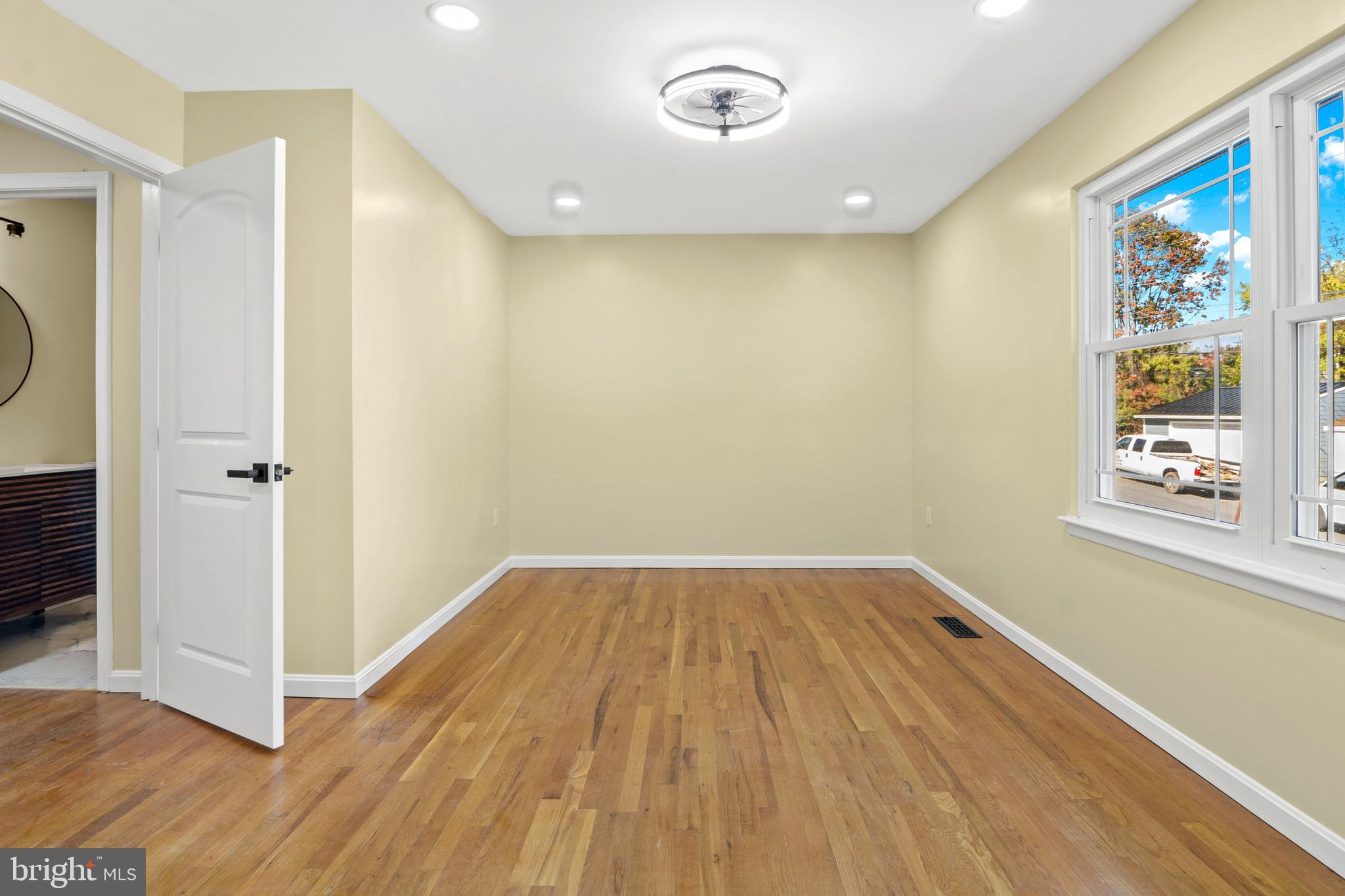 WESTWOOD - Residential Lease