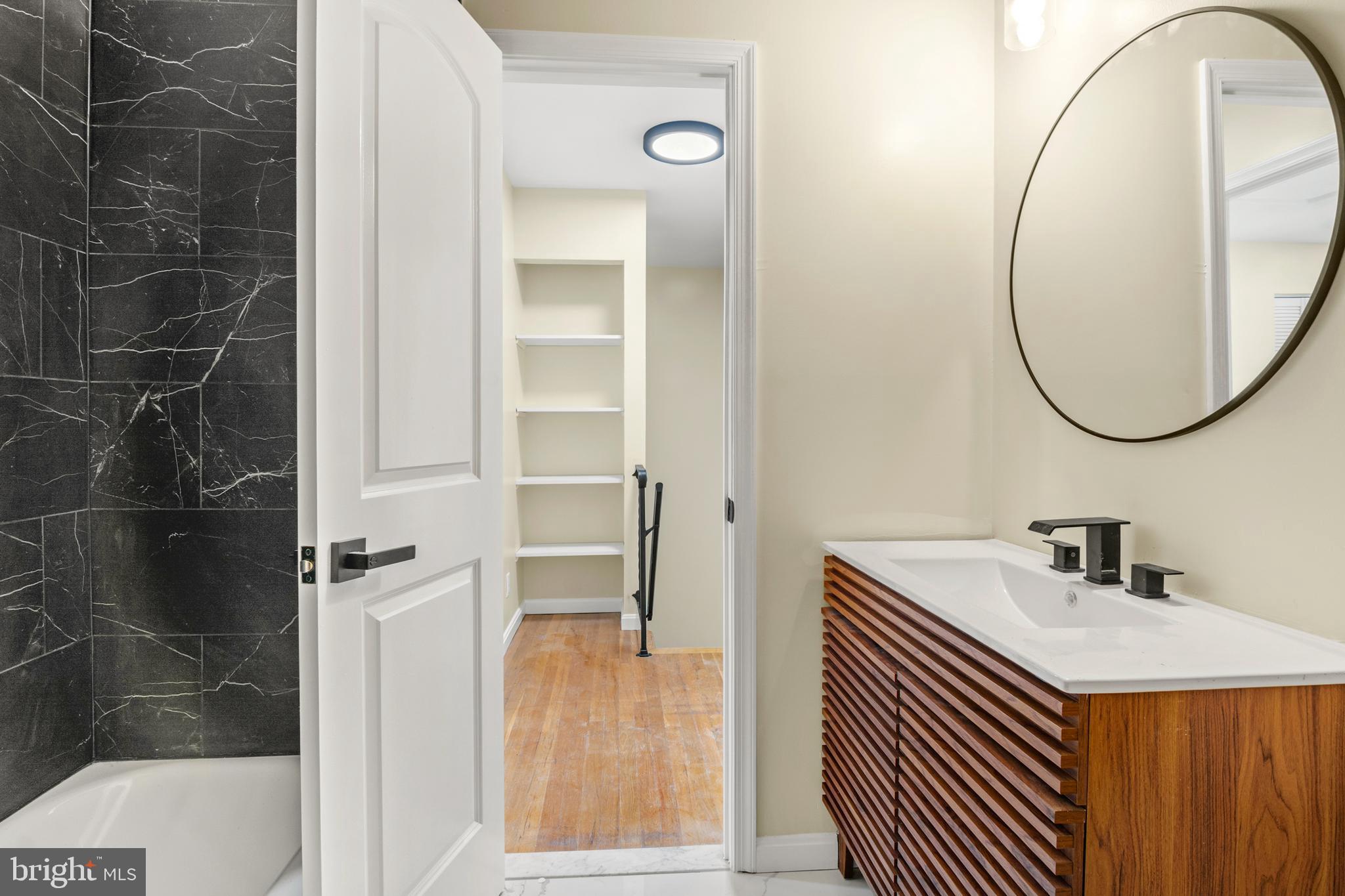 WESTWOOD - Residential Lease