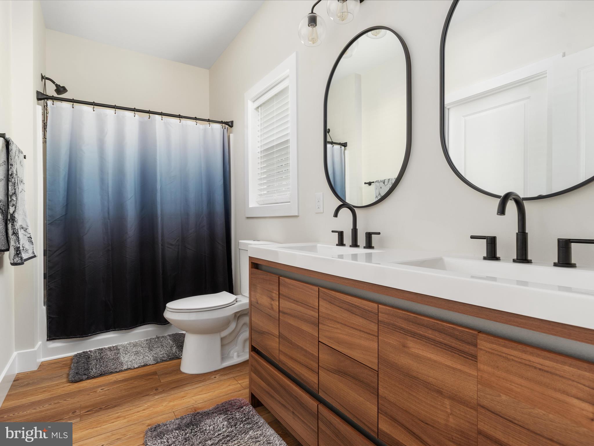 LAKE HOLIDAY ESTATES - Residential