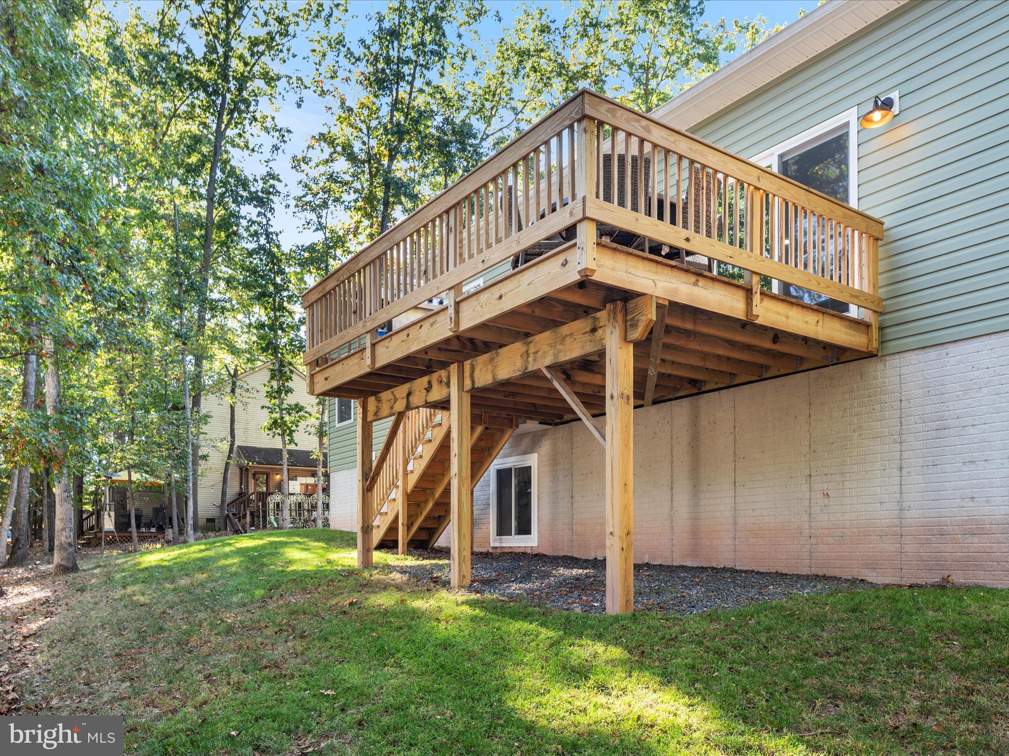 LAKE HOLIDAY ESTATES - Residential