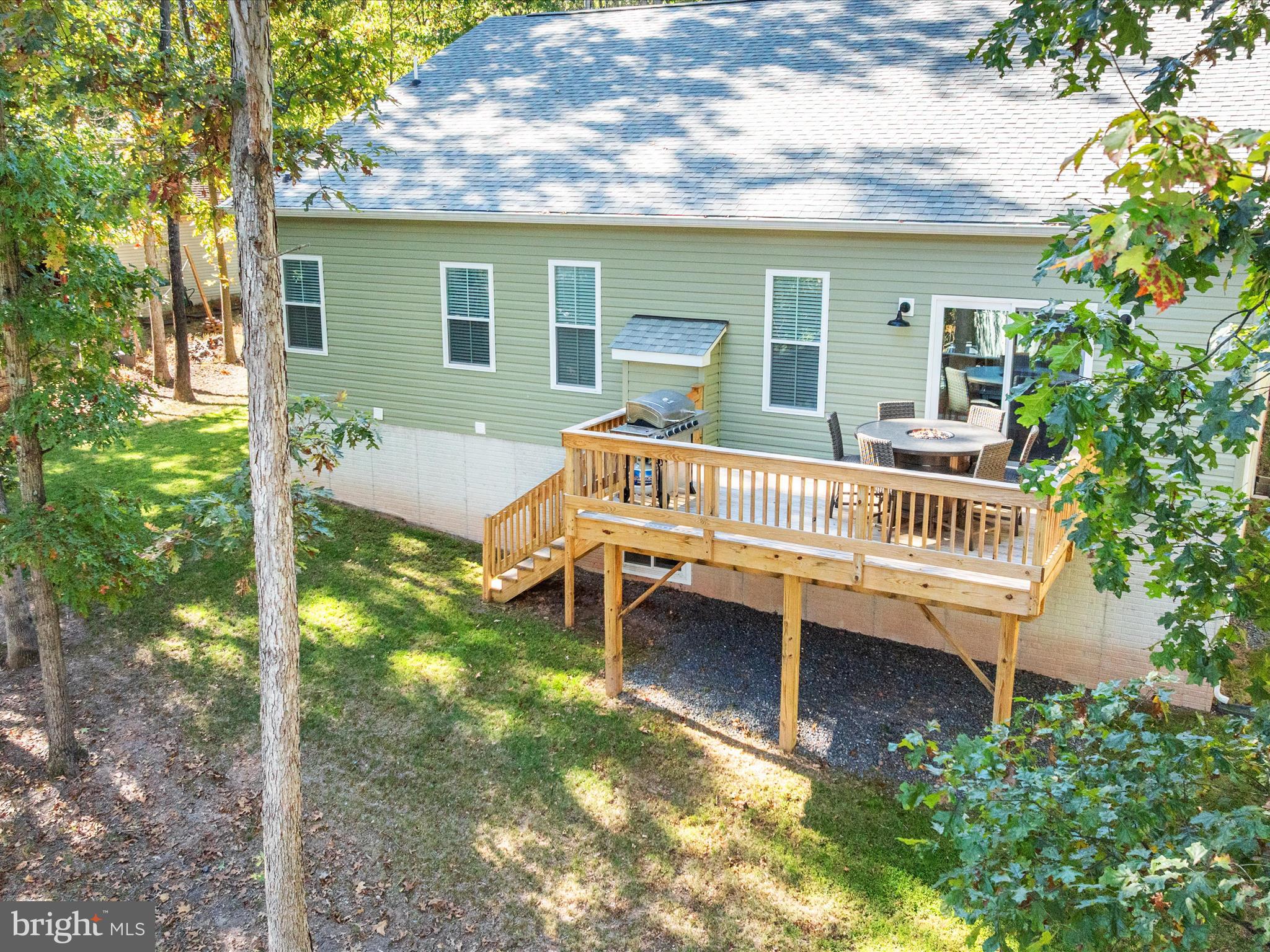 LAKE HOLIDAY ESTATES - Residential