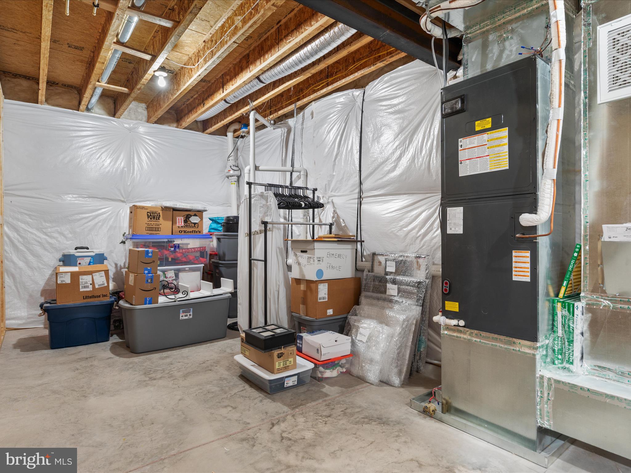 LAKE HOLIDAY ESTATES - Residential