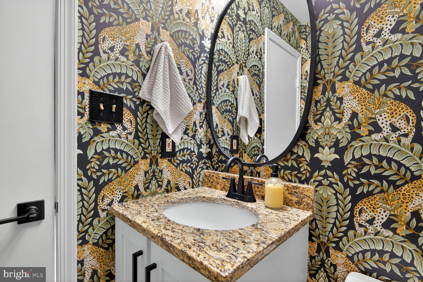 CLARENDON - Residential