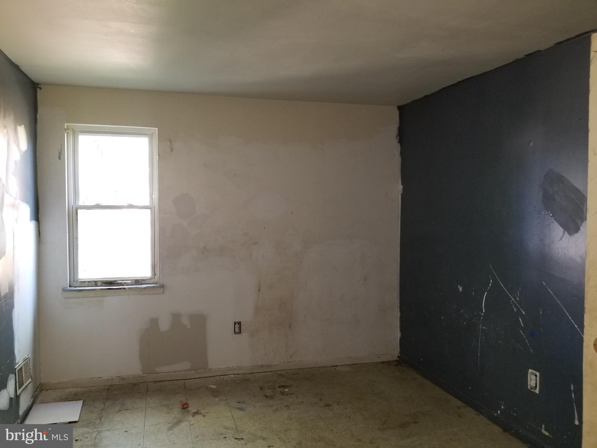 EAST BALTIMORE MIDWAY - Residential