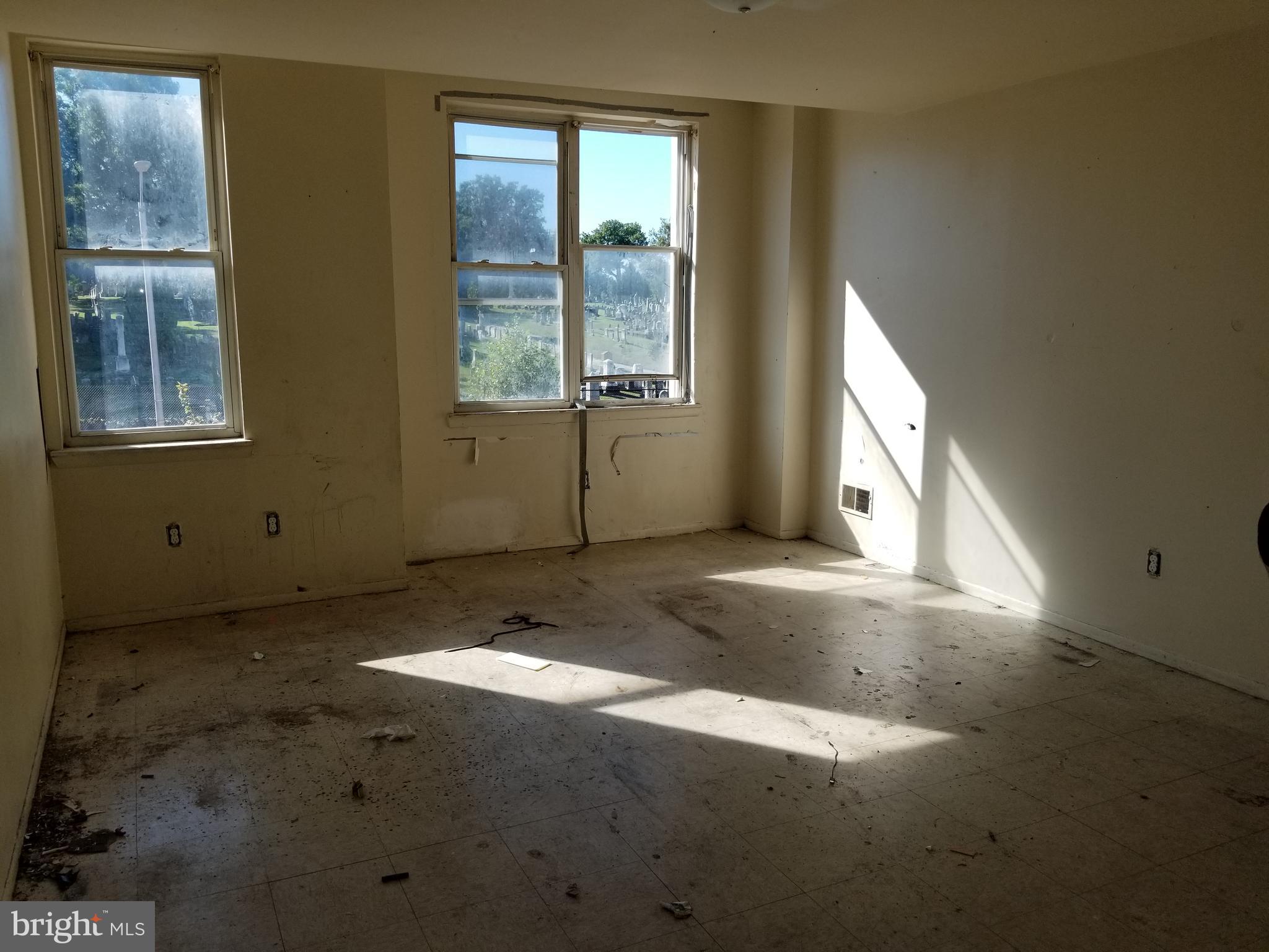 EAST BALTIMORE MIDWAY - Residential