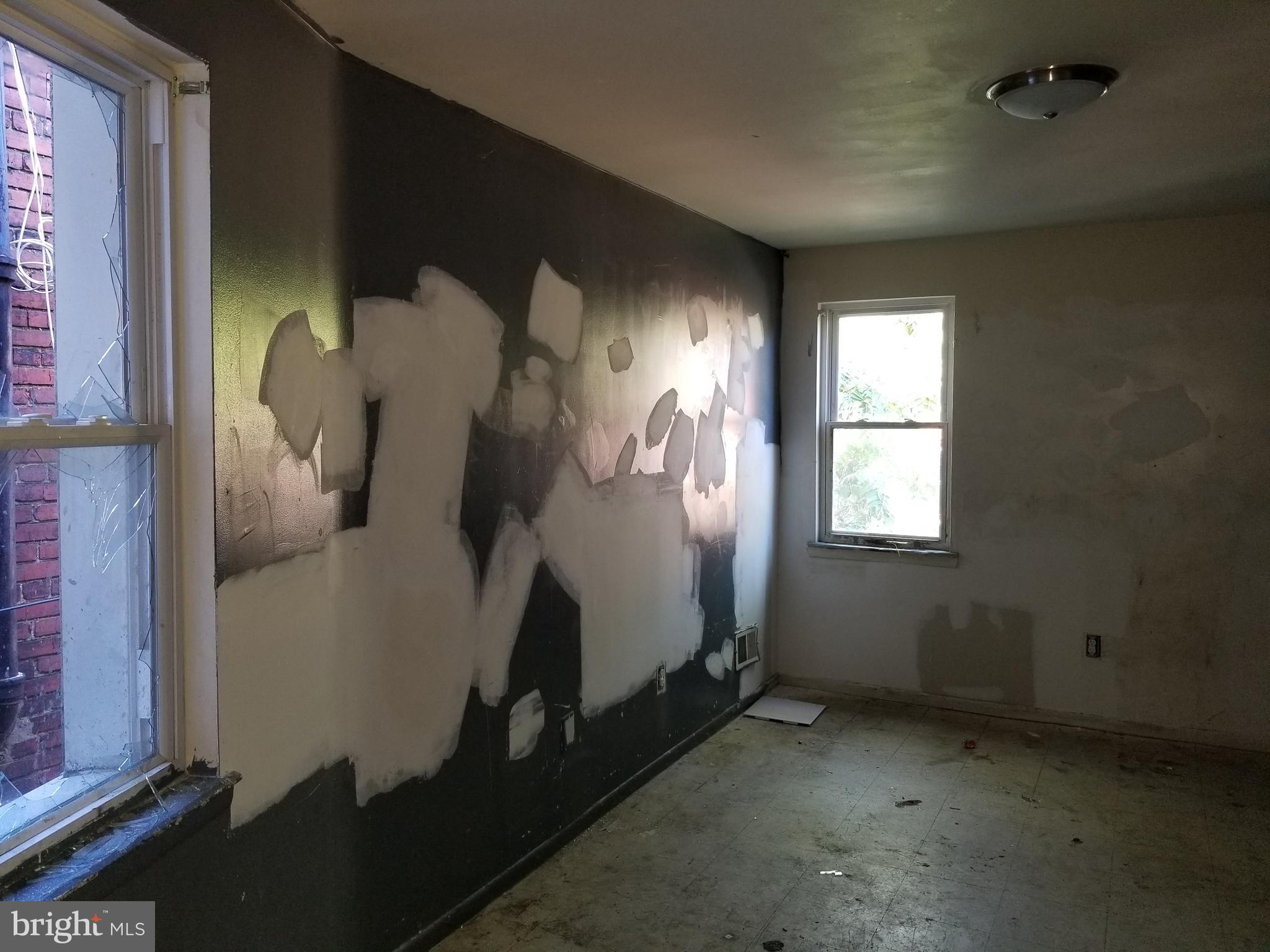 EAST BALTIMORE MIDWAY - Residential