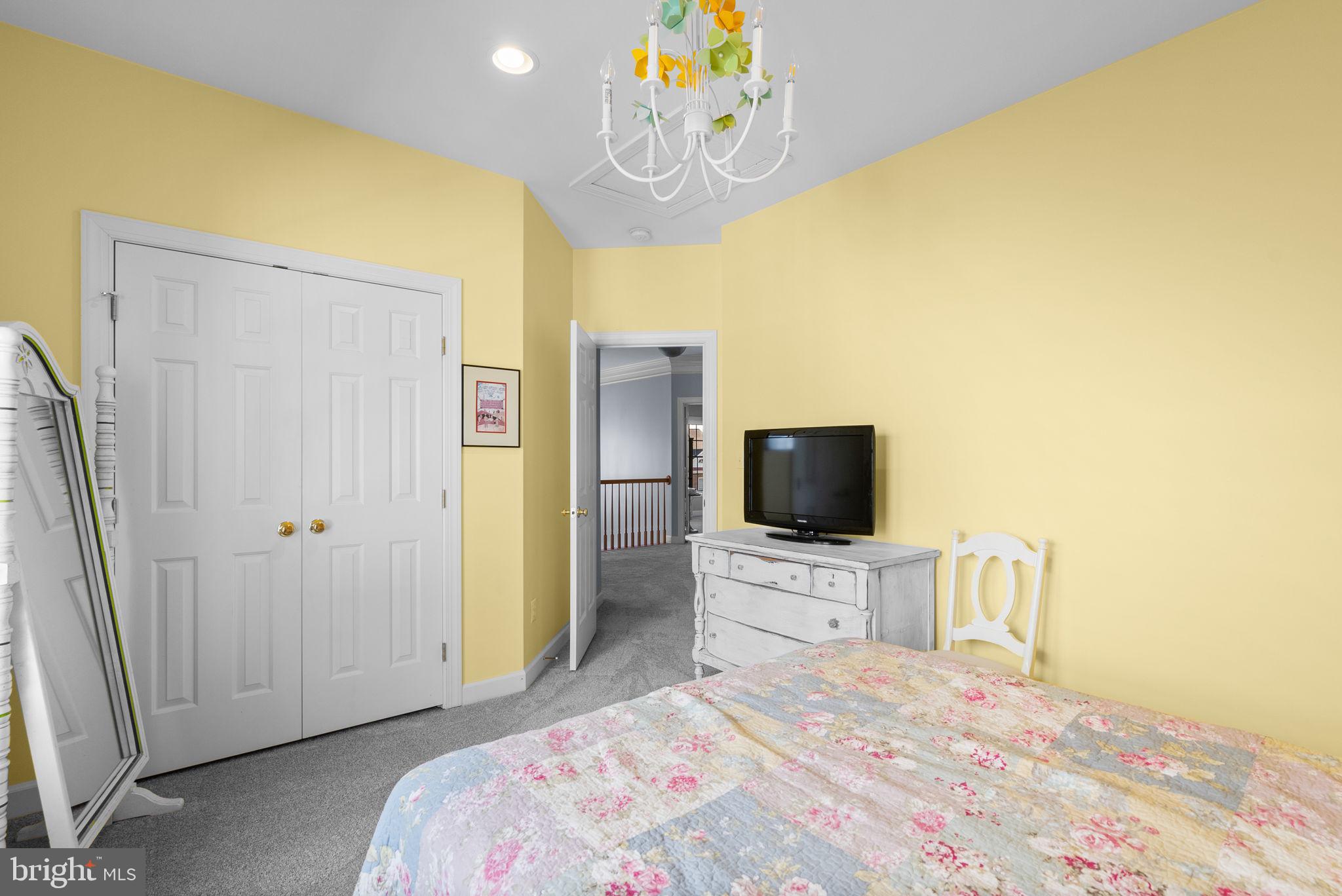 LAKELANDS - Residential