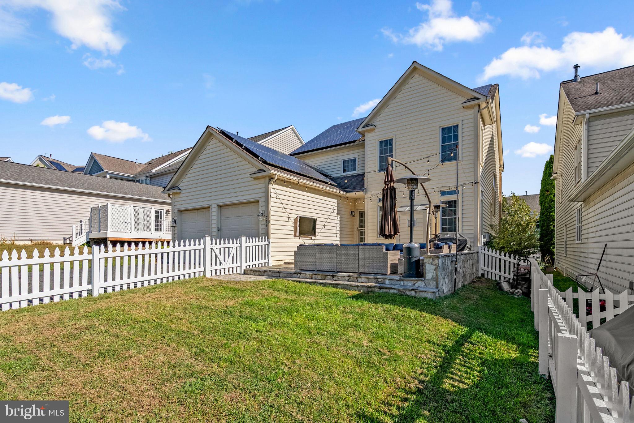 LAKELANDS - Residential