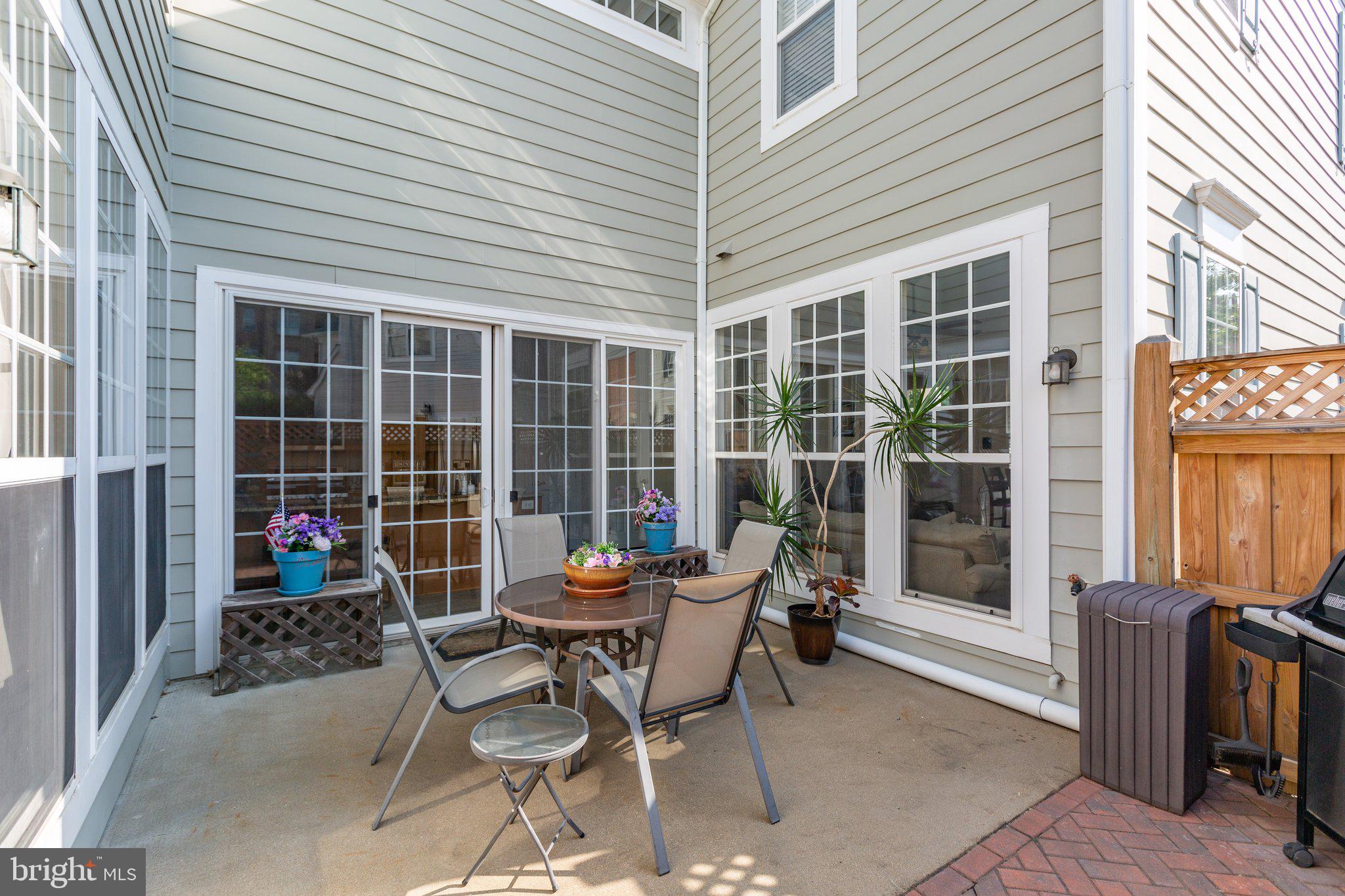 BELMONT BAY - Residential