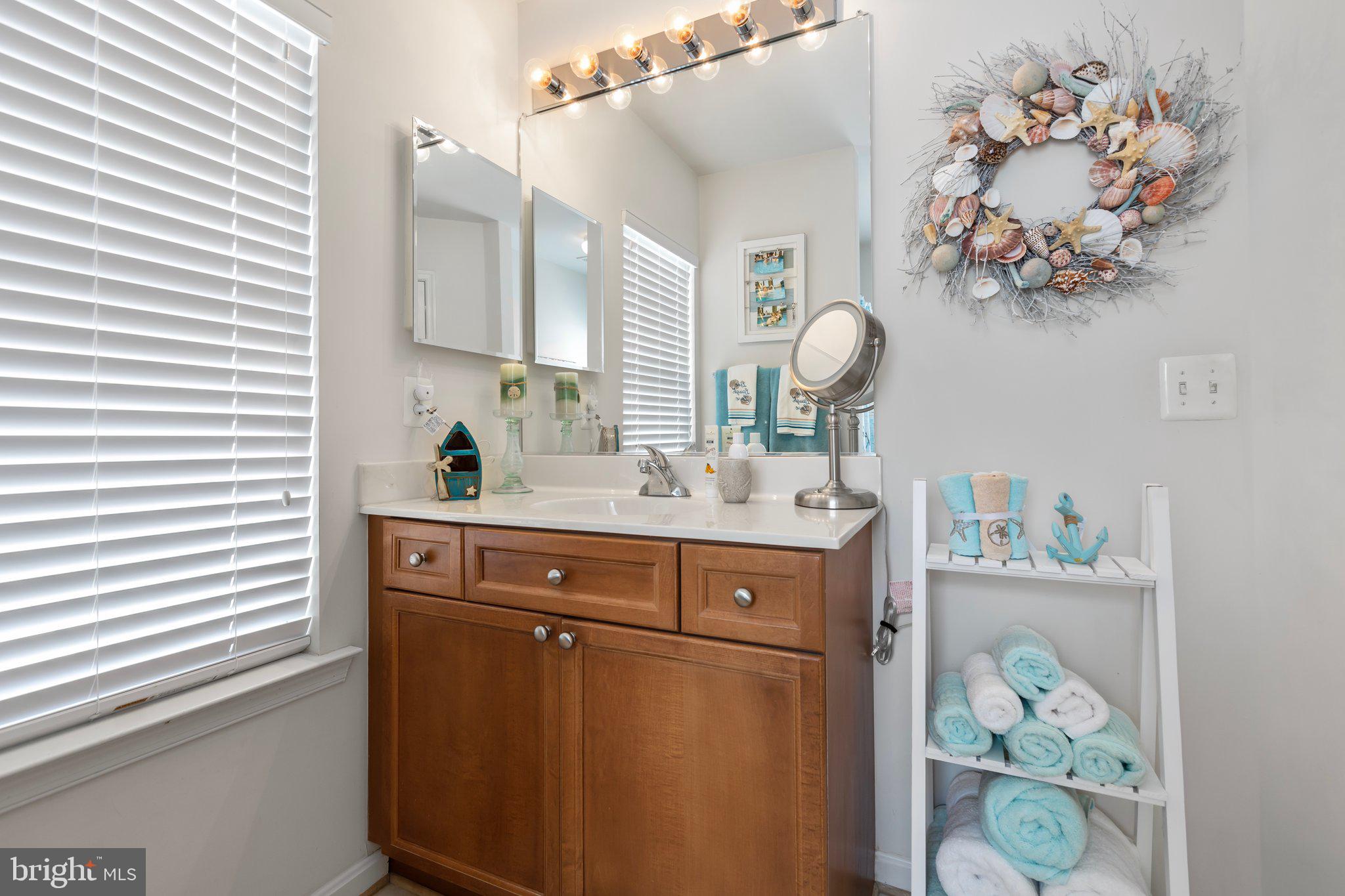 BELMONT BAY - Residential