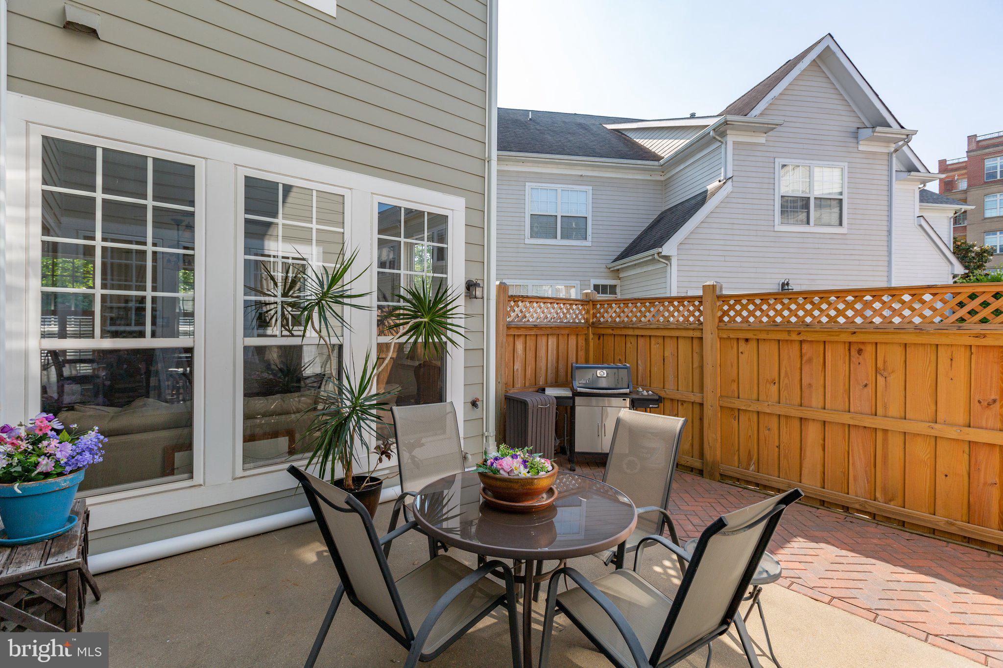 BELMONT BAY - Residential