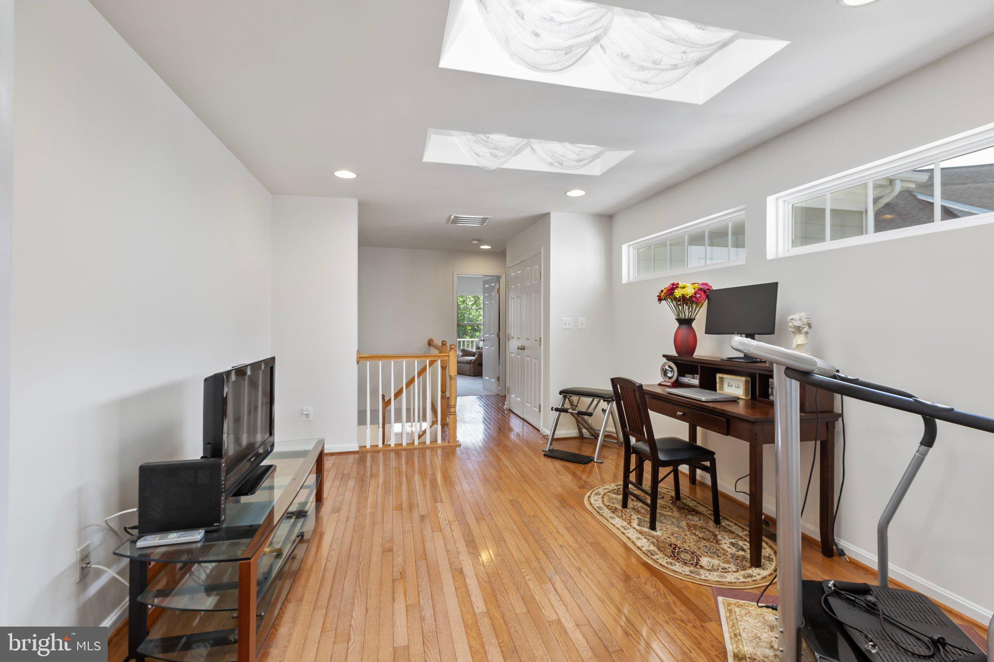 BELMONT BAY - Residential