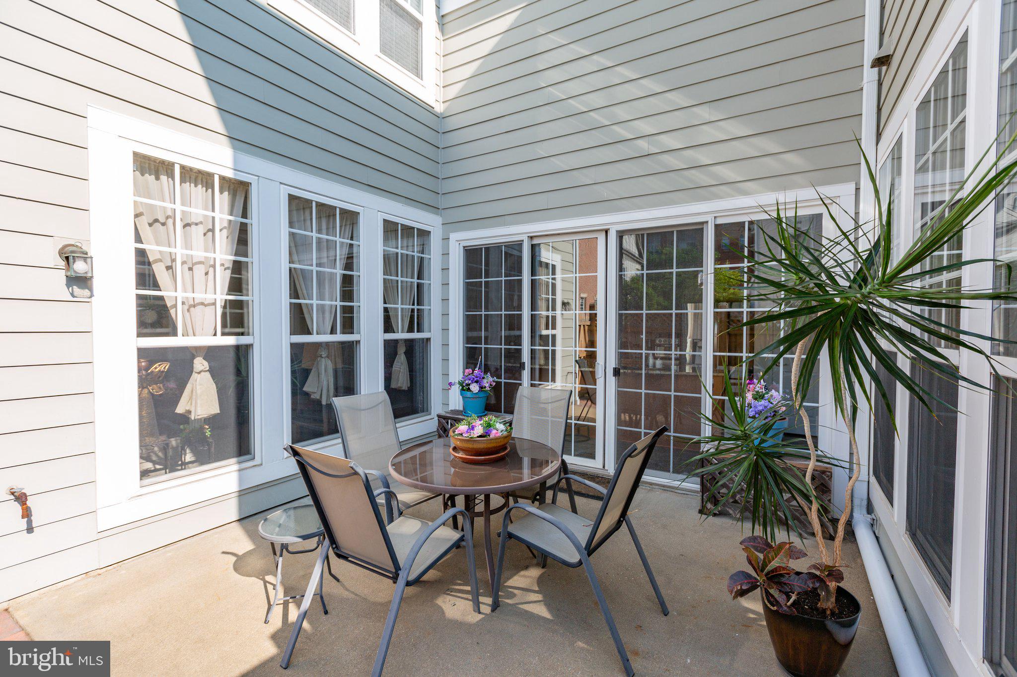 BELMONT BAY - Residential