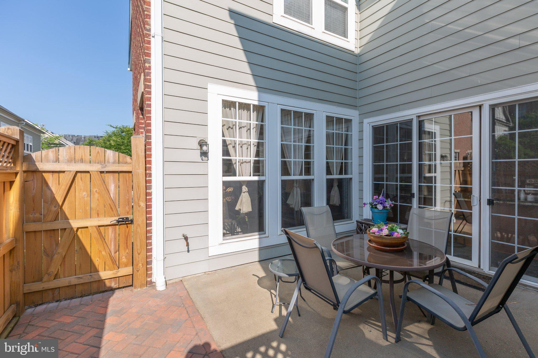 BELMONT BAY - Residential