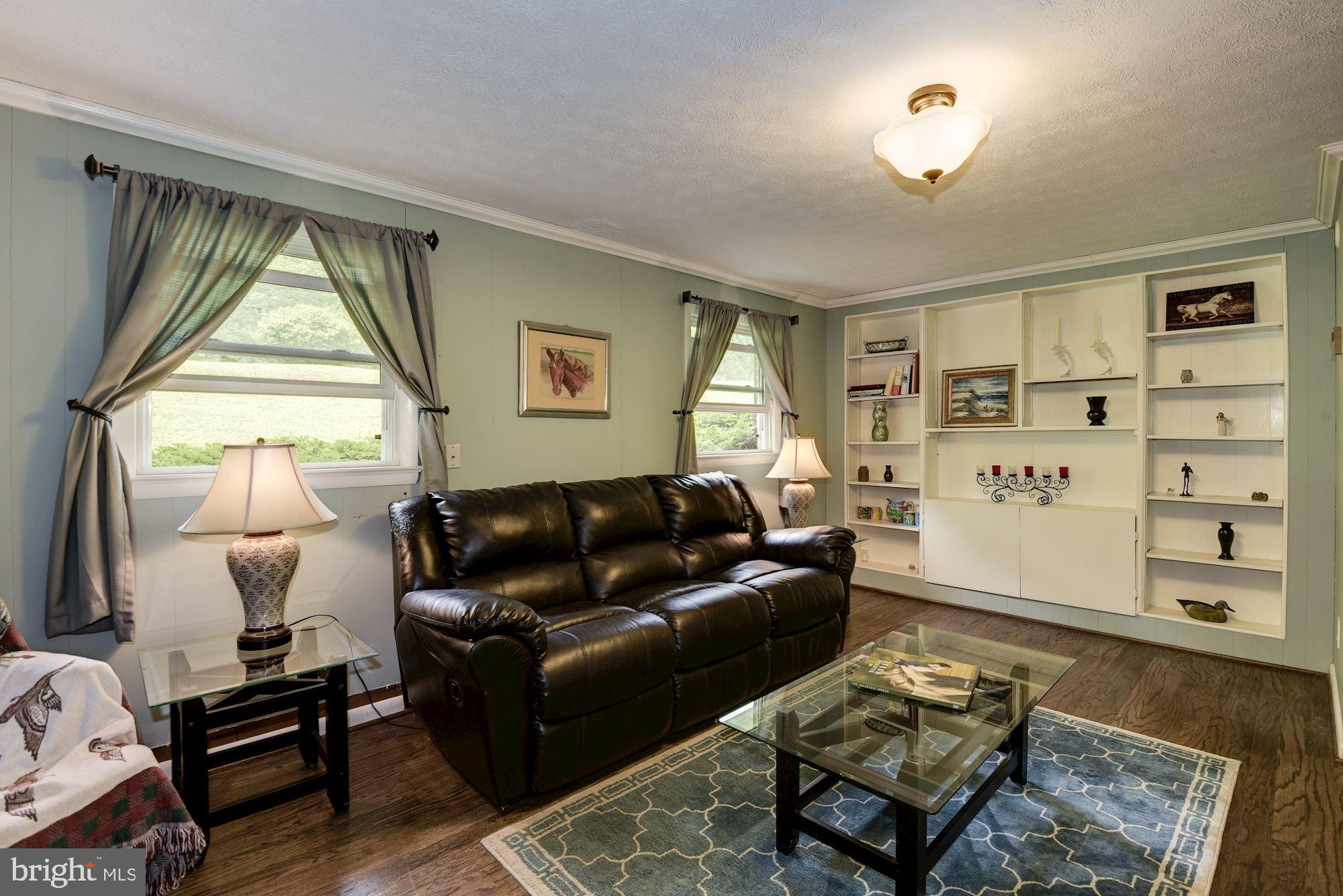 DARNESTOWN OUTSIDE - Residential