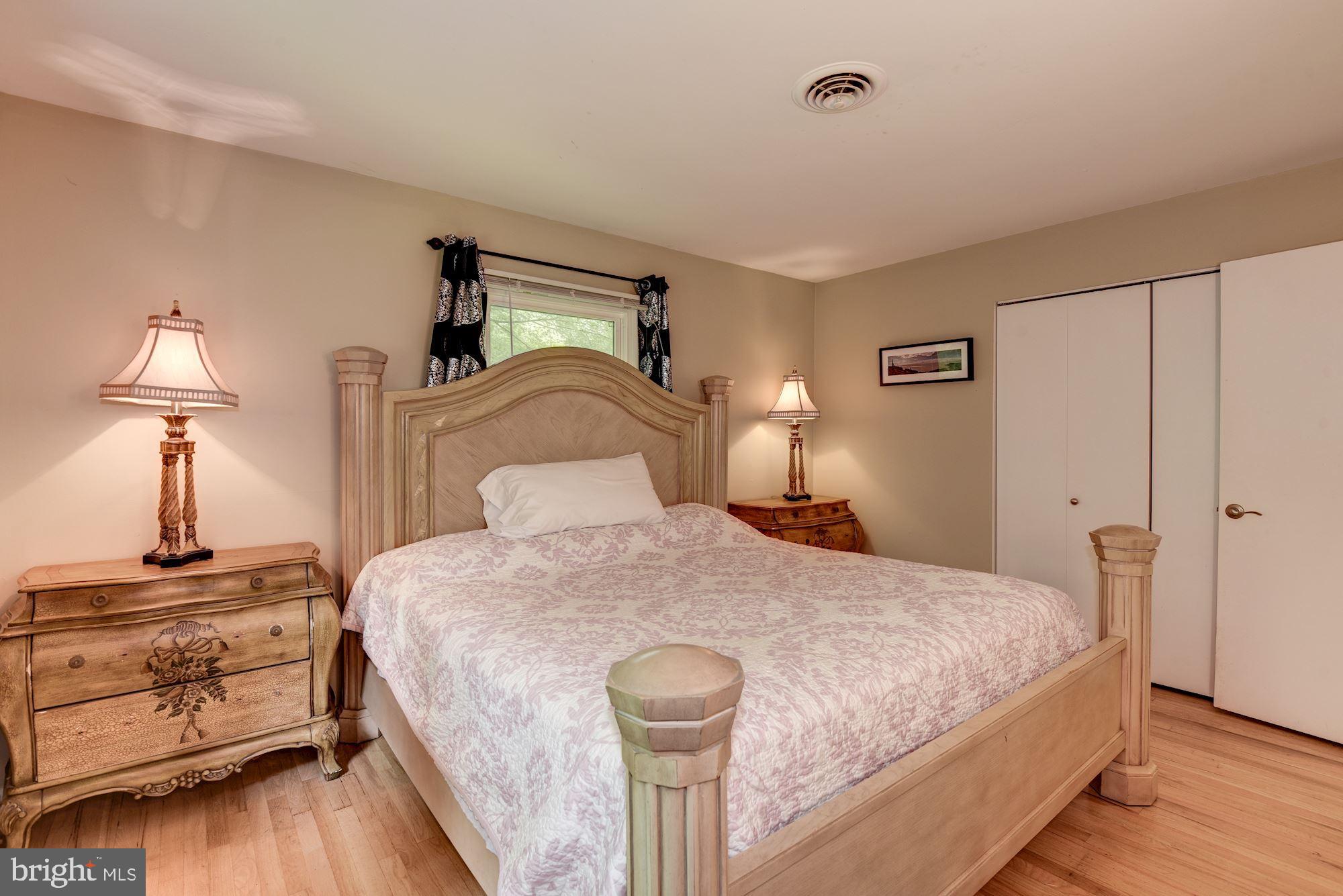 DARNESTOWN OUTSIDE - Residential