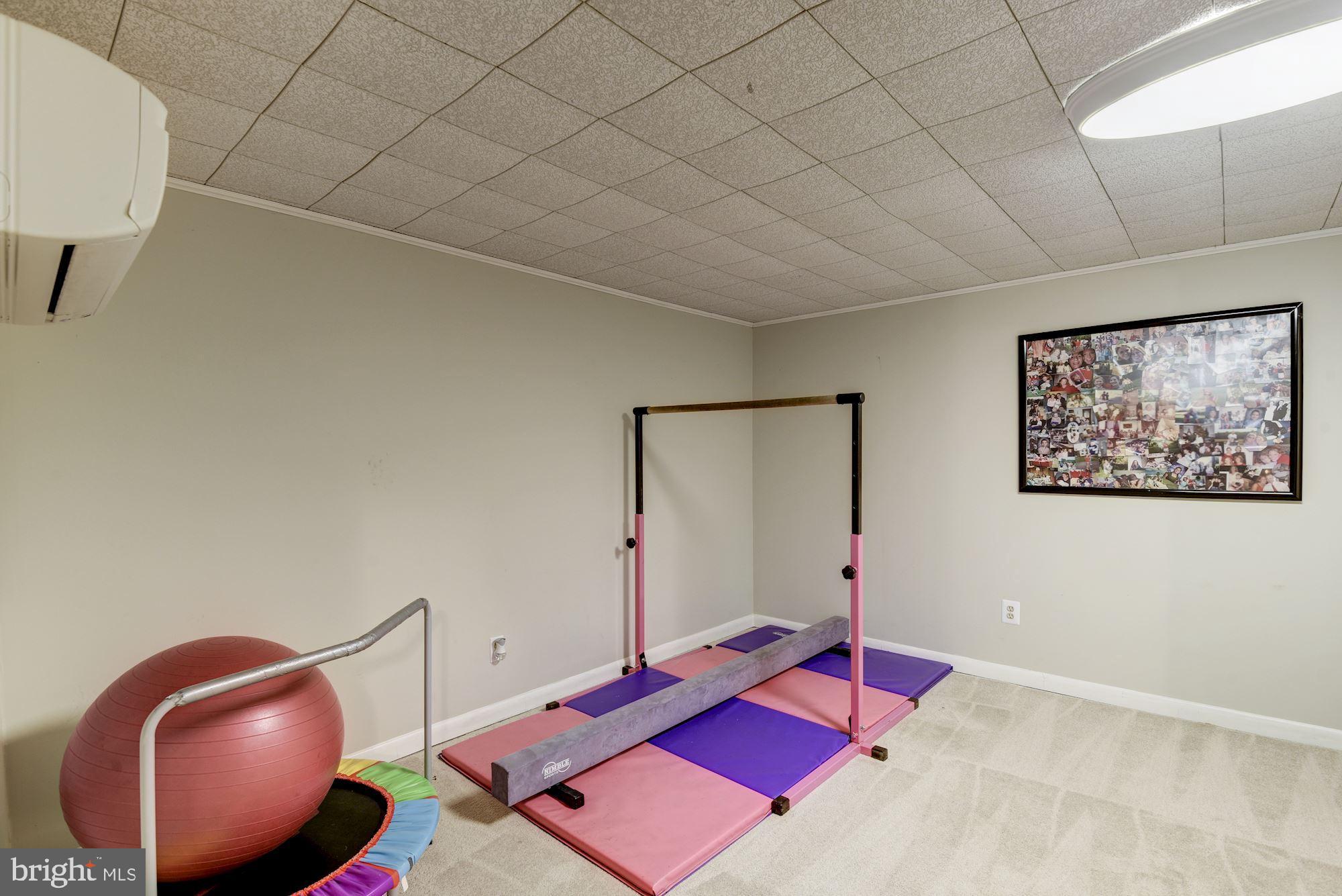 DARNESTOWN OUTSIDE - Residential